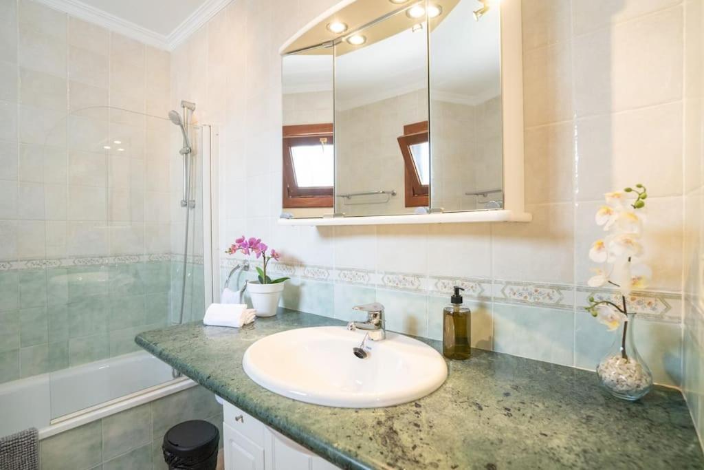 Beautiful Home In Lanzarote 5 Mins From Marina Playa Blanca  Exteriör bild