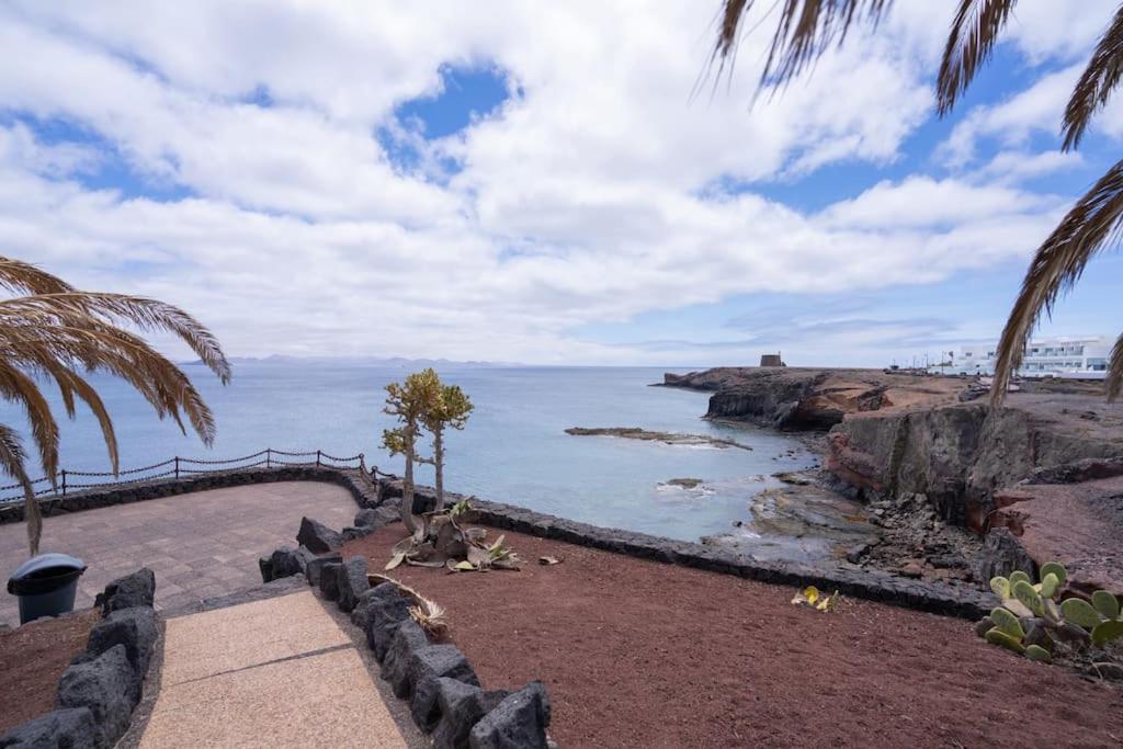 Beautiful Home In Lanzarote 5 Mins From Marina Playa Blanca  Exteriör bild