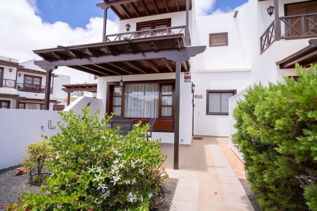 Beautiful Home In Lanzarote 5 Mins From Marina Playa Blanca  Exteriör bild