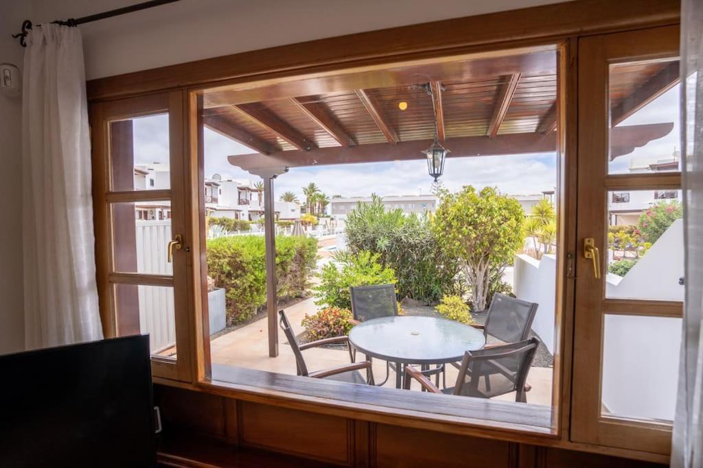 Beautiful Home In Lanzarote 5 Mins From Marina Playa Blanca  Exteriör bild