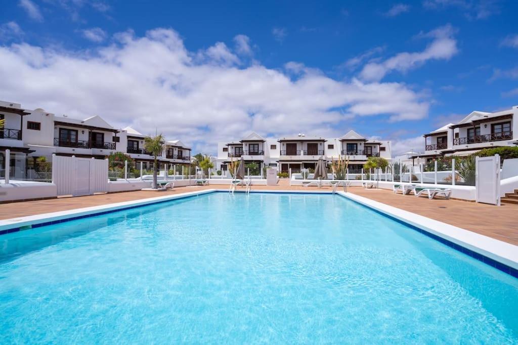 Beautiful Home In Lanzarote 5 Mins From Marina Playa Blanca  Exteriör bild